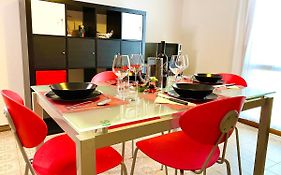 Home - Alessandra Holiday House